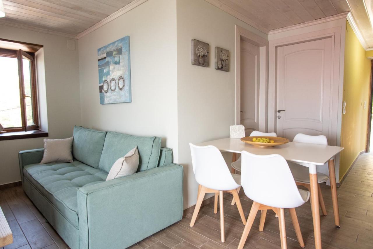 ¨Με Θέα Το Ηλιοβασίλεμα¨ Villa อาฟิสโซส ภายนอก รูปภาพ