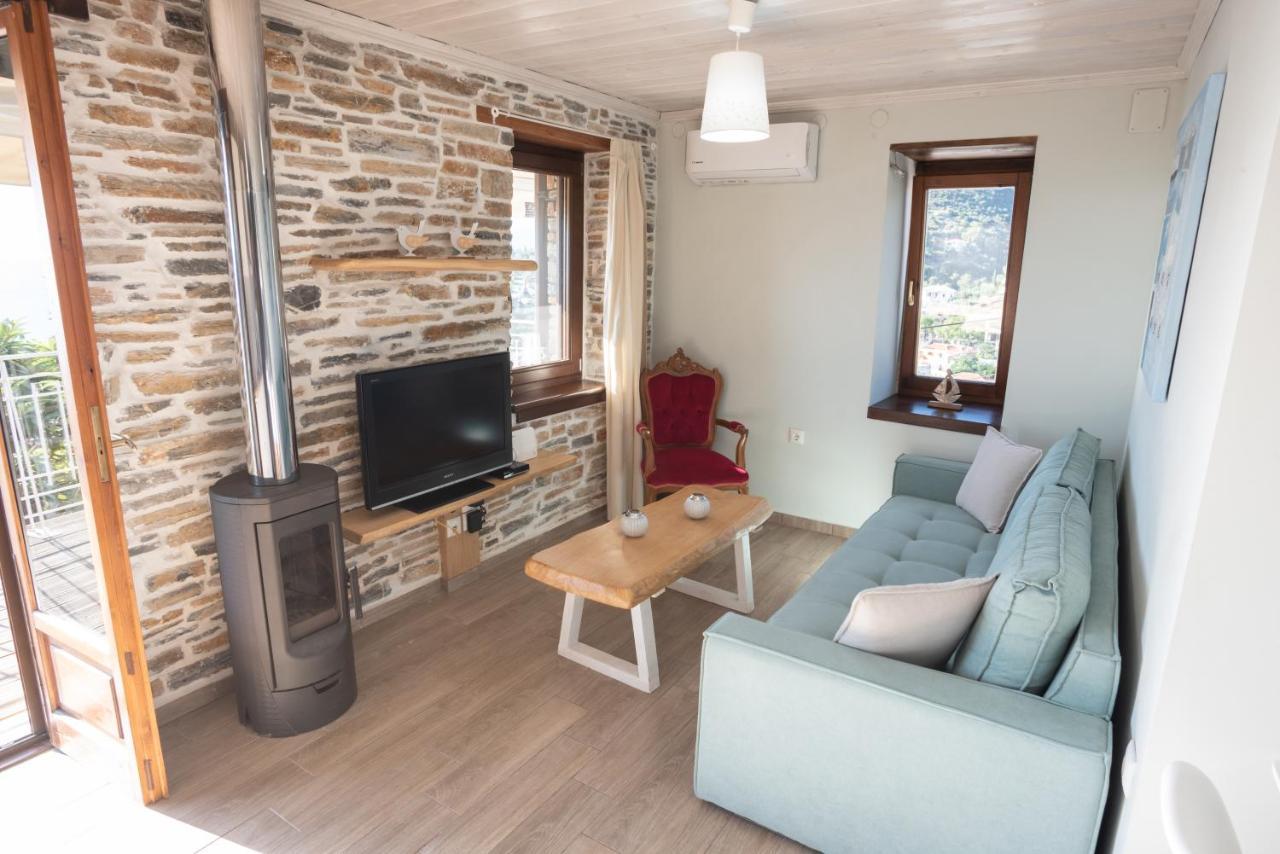 ¨Με Θέα Το Ηλιοβασίλεμα¨ Villa อาฟิสโซส ภายนอก รูปภาพ